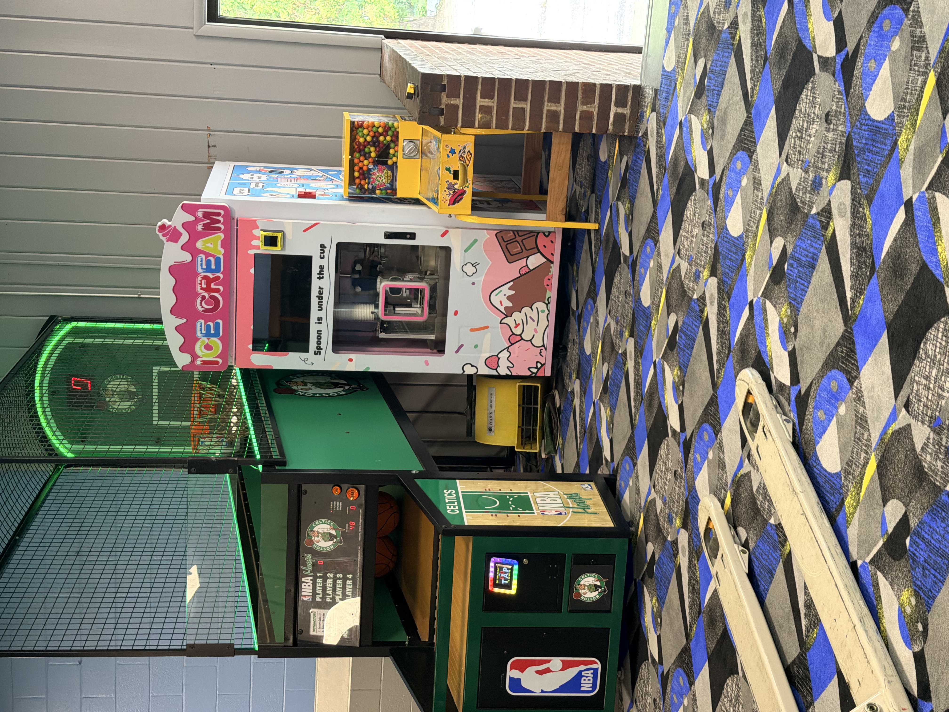 Robotic Soft Serve Kiosk Company: 3 Partnership Models Compared 