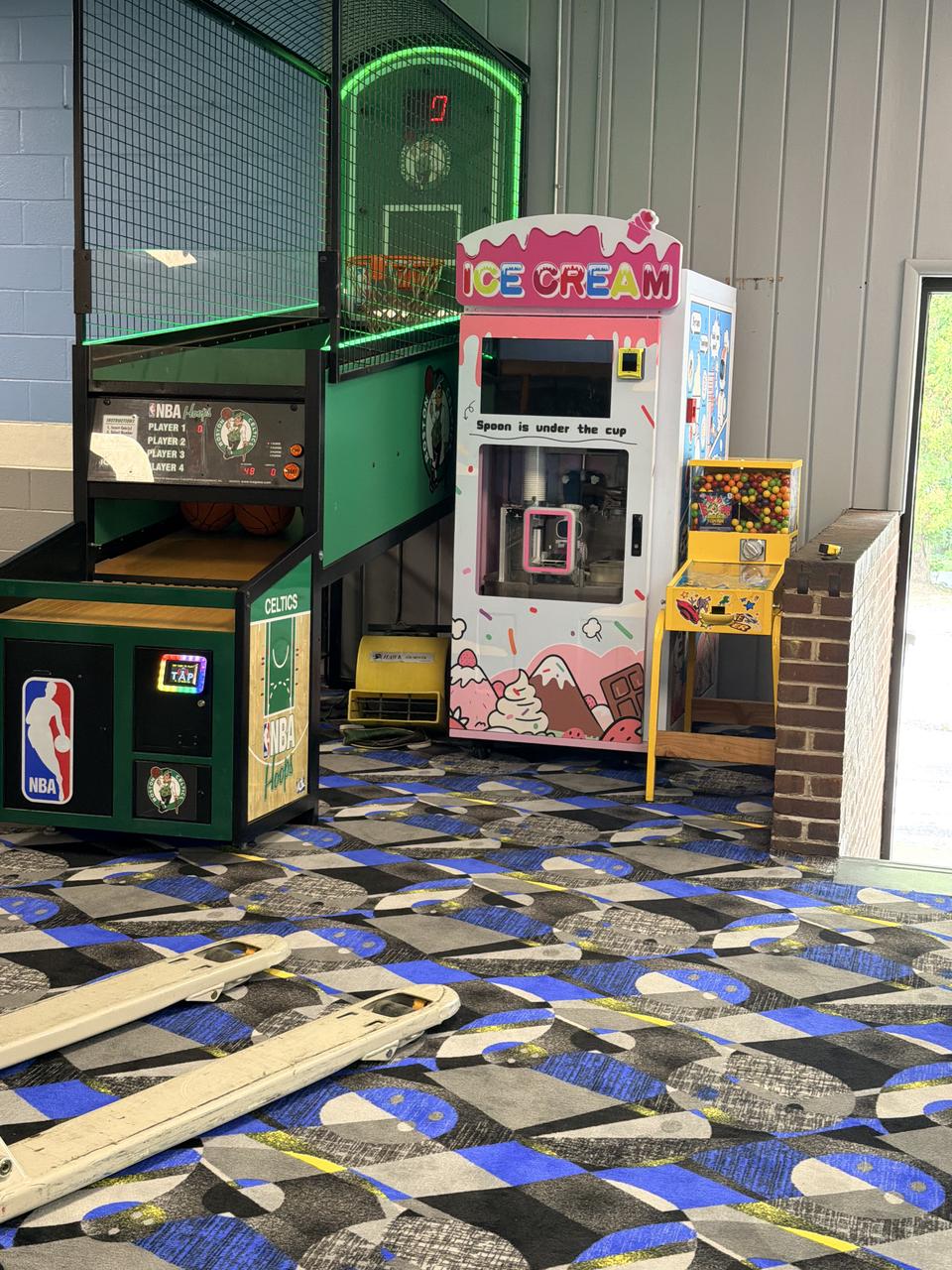 Automated Ice Cream Vending Machine: Smart Self‑Service Dessert